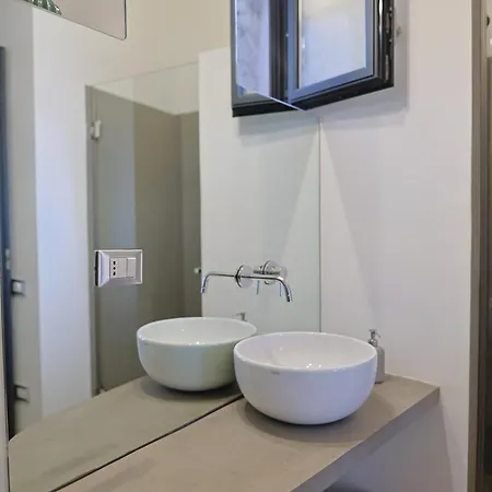 公寓 Torre Bianca Vista Mare Terrazza Panoramica 奥斯图尼