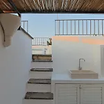 Torre Bianca Vista Mare オストゥーニ