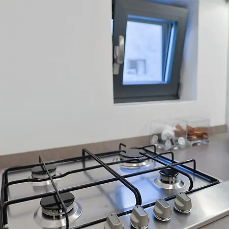 Torre Bianca Vista Mare אוסטוני